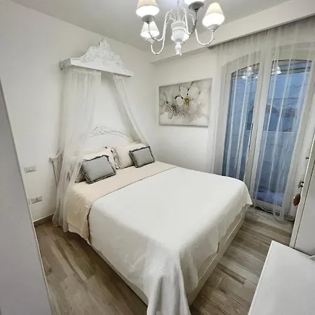 Apartment Maison Mele